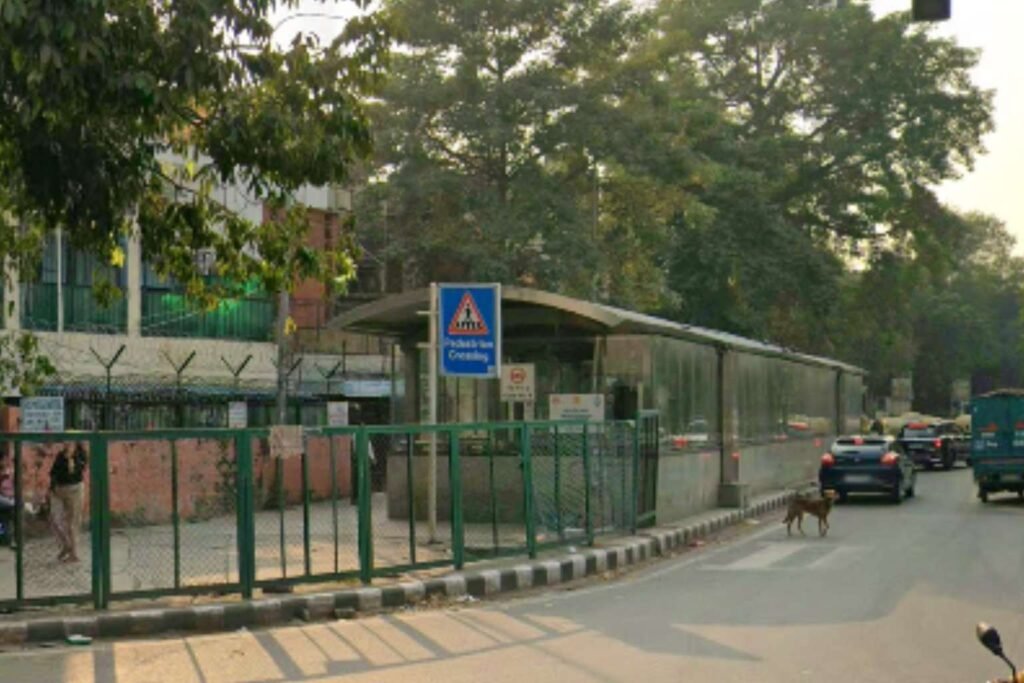 malviya nagar metro station gate no 4