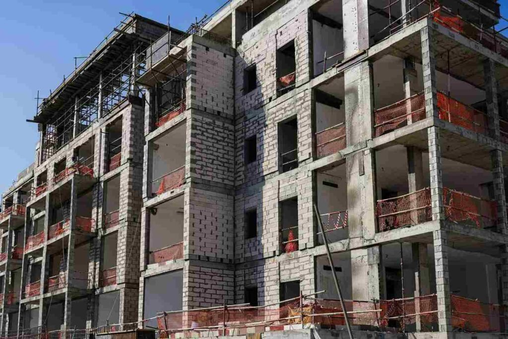 The Benefits of Investing in Under-Construction Properties